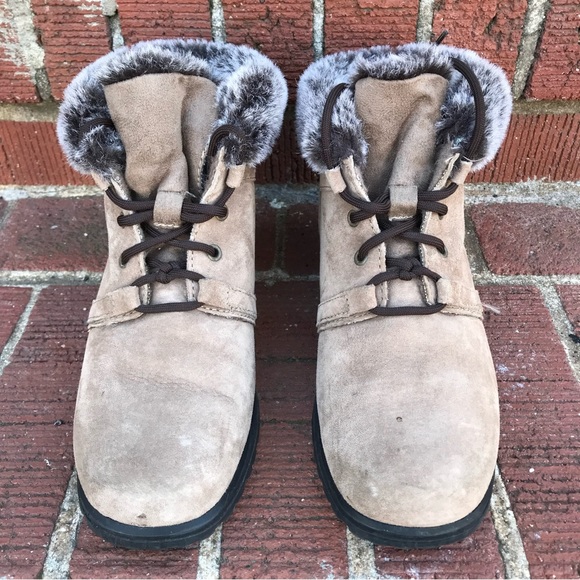 Cobbie Cuddler Suede Boots - Picture 7 of 9